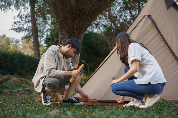 https://hilltopcamplembang.com/tempat-camping-di-lembang-bandung-murah/
